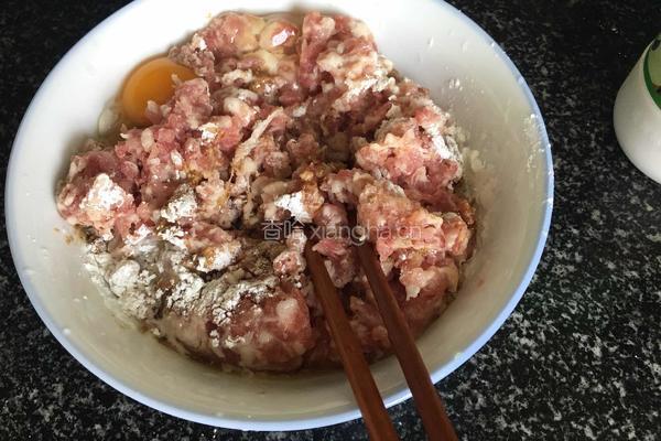 蚝油苦瓜酿肉的做法图解3