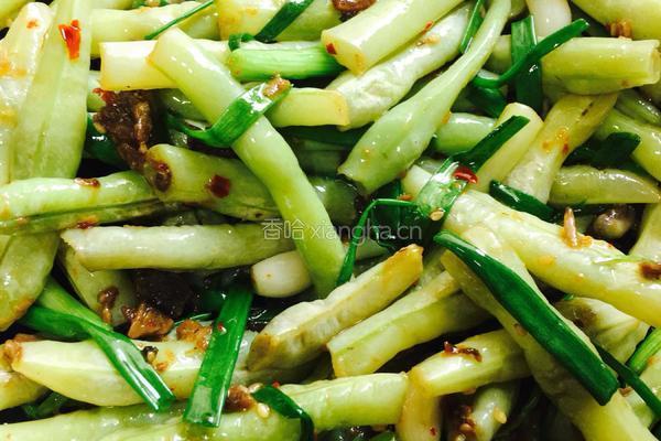 大粒香菇炒豆角的做法图解10