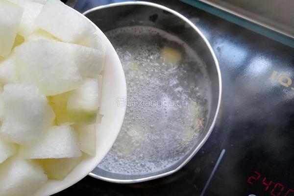 冬瓜土豆瑶柱汤的做法图解7