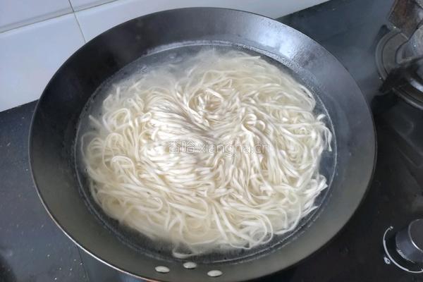 炸酱面的做法图解13