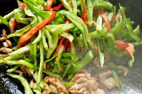 辣椒炒肉的做法图解3