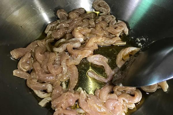 韮菜苔炒肉丝的做法图解4