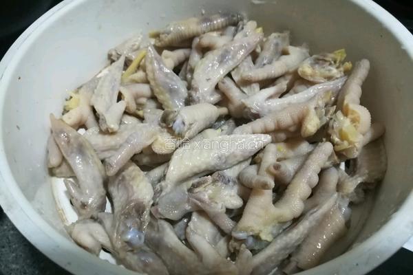 泡椒凤爪的做法图解6