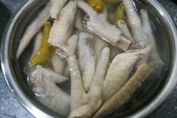 泡椒凤爪的做法图解11