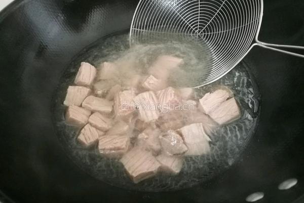 椰香咖喱牛肉的做法图解2