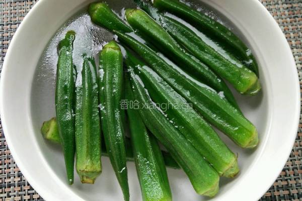 白灼秋葵的做法图解4