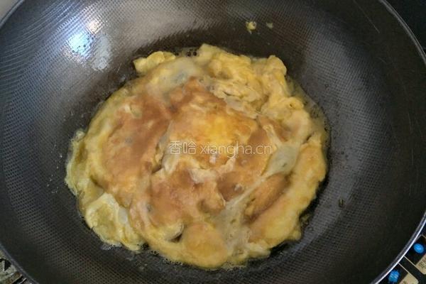 鸡蛋炒饭的做法图解4