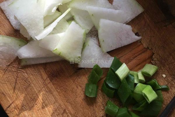营养清炒冬瓜的做法图解1