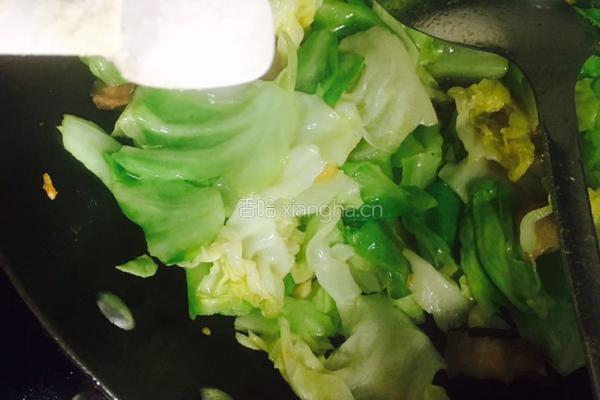 耗油手撕包菜的做法图解12