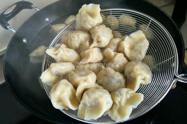 虾皮鸡蛋包菜饺子的做法图解23