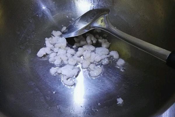 火腿肉丝菜泡饭的做法图解2