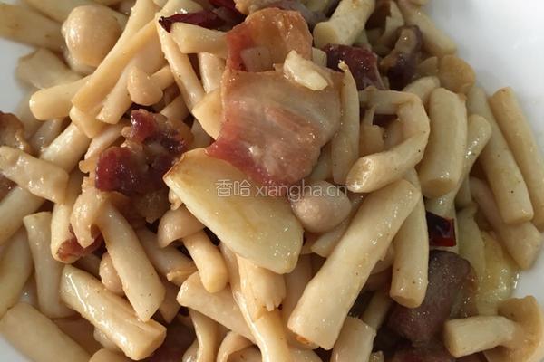 海鲜菇炒五花肉的做法图解4