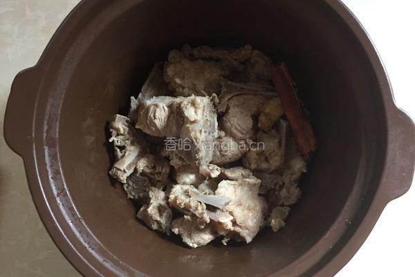 奶油炖雪梨排骨的做法图解3