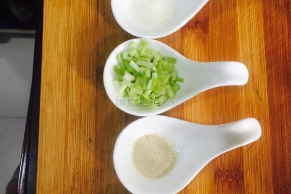 炸猪皮拆骨肉粉丝汤的做法图解9