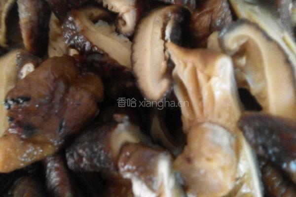 香菇焖饭的做法图解2