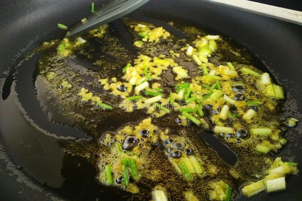 牛肉酱炖豆腐的做法图解3