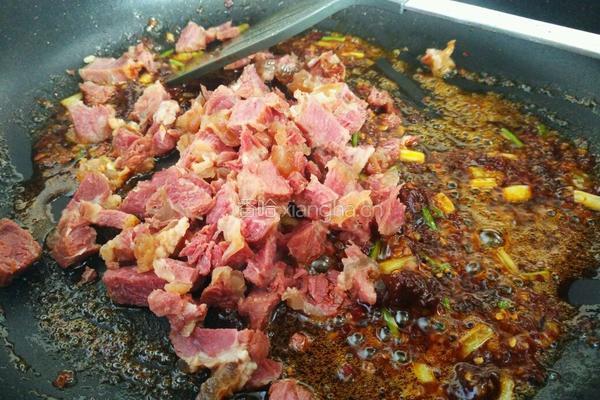 牛肉酱炖豆腐的做法图解5