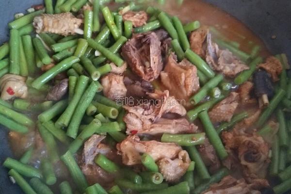 鸡肉焖豆角的做法图解5