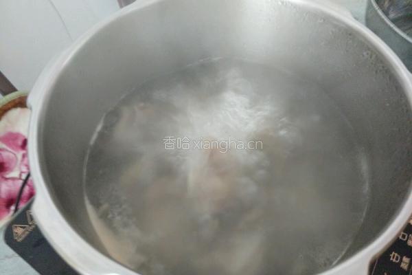 蒜香牛排的做法图解3