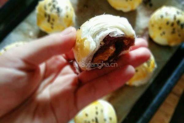 红豆蛋黄酥