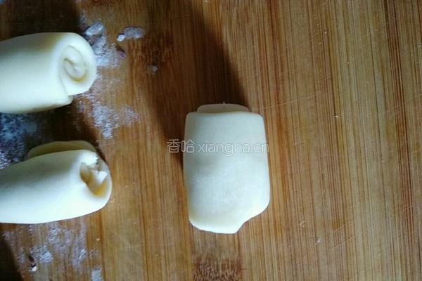 红豆蛋黄酥的做法图解11