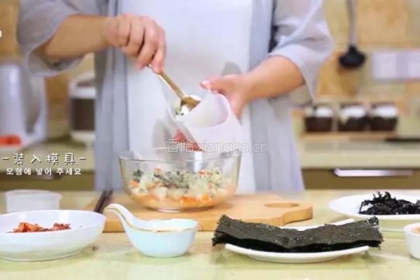 海苔寿司的做法图解12