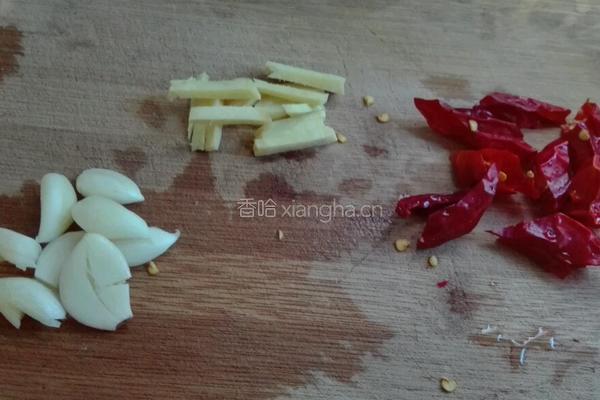 干锅花菜的做法图解1