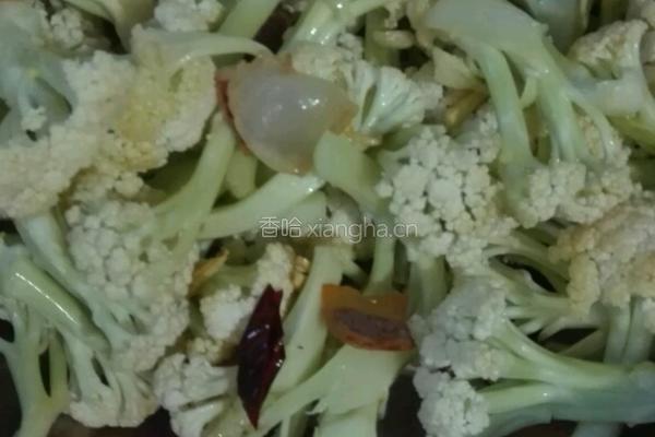 干锅花菜的做法图解5