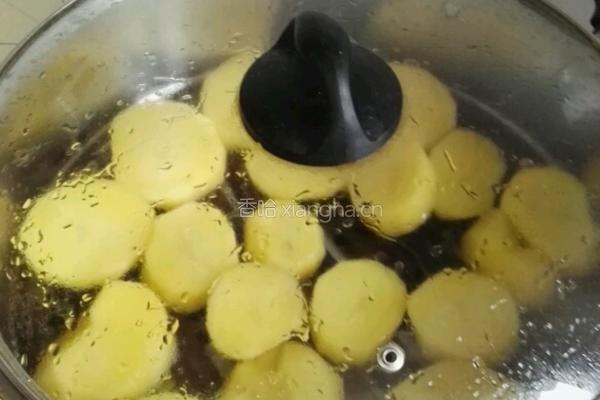 浇汁土豆泥的做法图解3