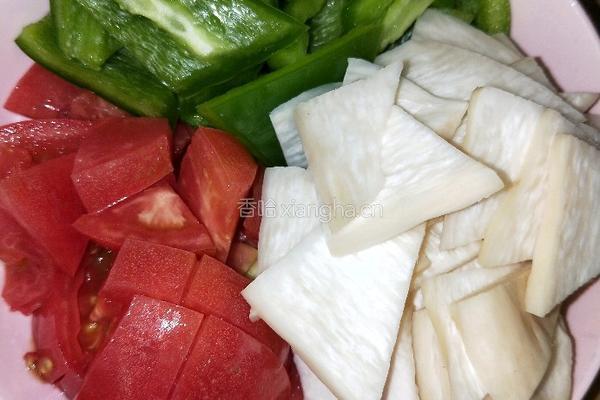 炒鸡胸肉的做法图解2