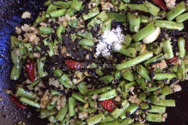 榄菜肉末四季豆的做法图解12