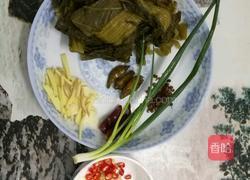 酸菜鱼的做法图解1
