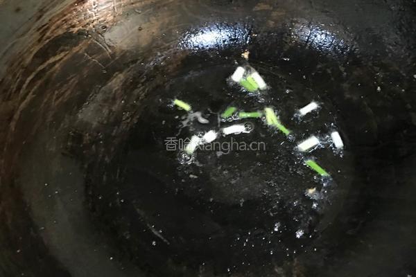 青椒炒鸡蛋的做法图解7