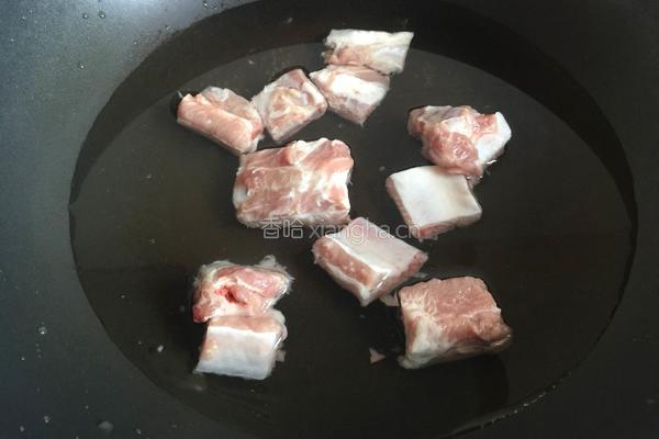 土豆烧排骨的做法图解2