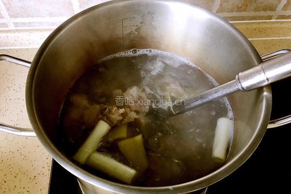 胡萝卜炖排骨的做法图解7