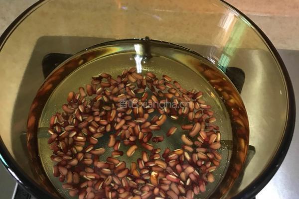 椰汁红豆糕的做法图解2