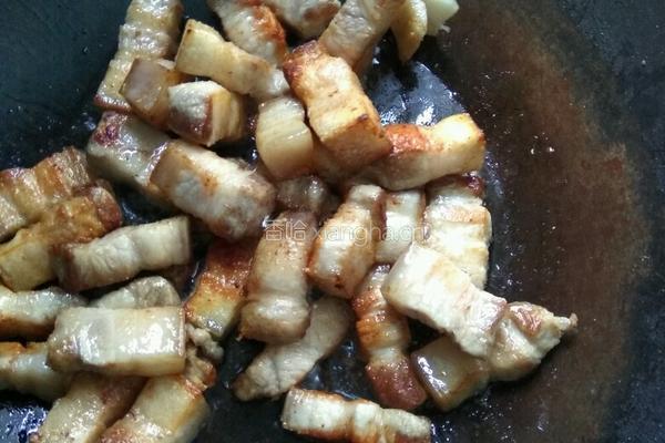 腐乳红烧肉的做法图解3