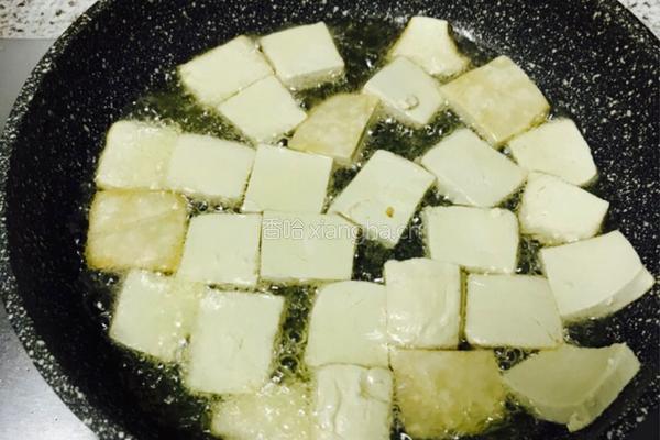 酱烧香豆腐的做法图解3