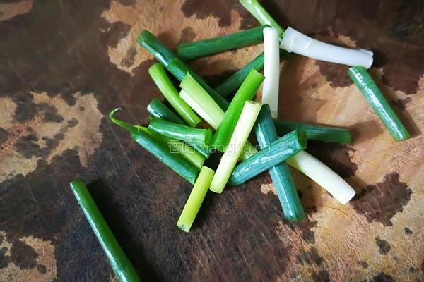 开背吮指茄汁大虾的做法图解12