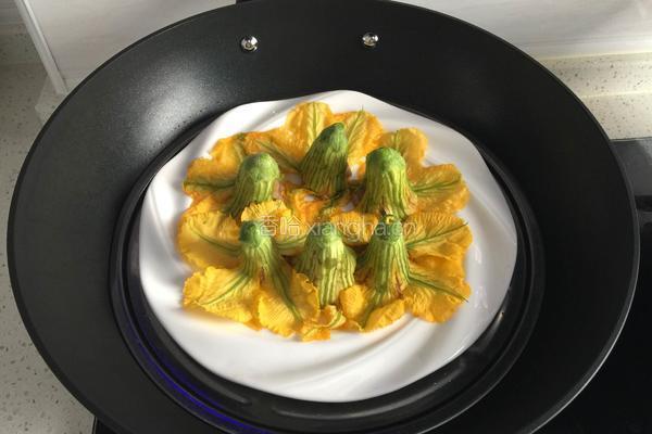 南瓜花酿肉的做法图解5