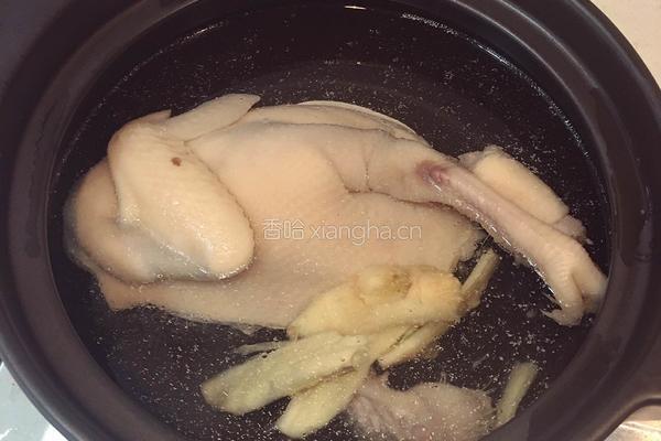 冬虫草人参鸡汤的做法图解7
