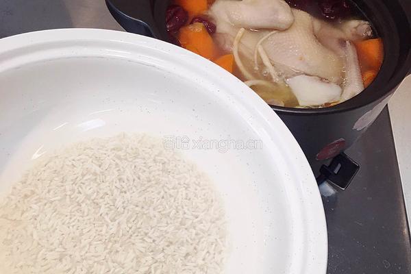 冬虫草人参鸡汤的做法图解11