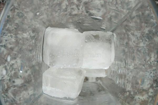 蜂蜜柠檬水的做法图解2