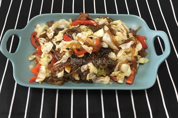 肉炒卷心菜粉条的做法图解8