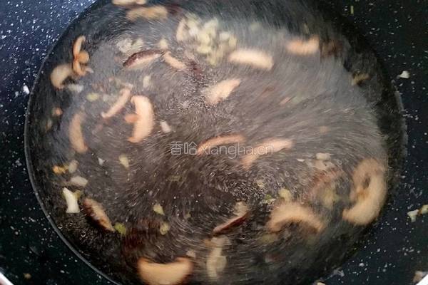 白菜粉丝烩虾仁的做法图解9