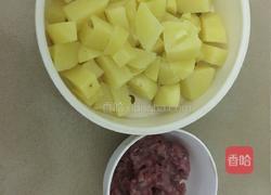 瘦肉浇土豆泥的做法图解2
