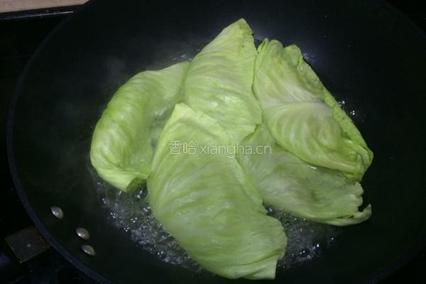 蒸包菜卷的做法图解3