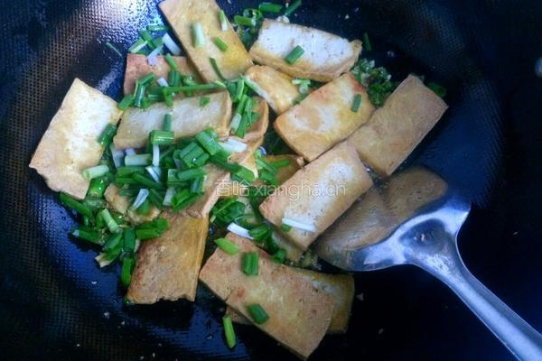家常煎豆腐的做法图解7