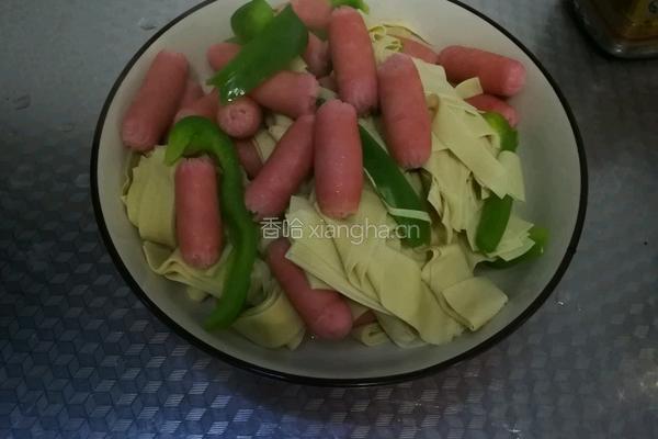 干豆腐炒亲亲肠的做法图解4