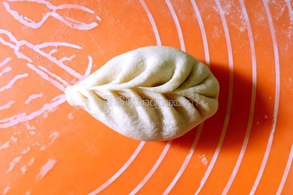 梅豆角肉包的做法图解12